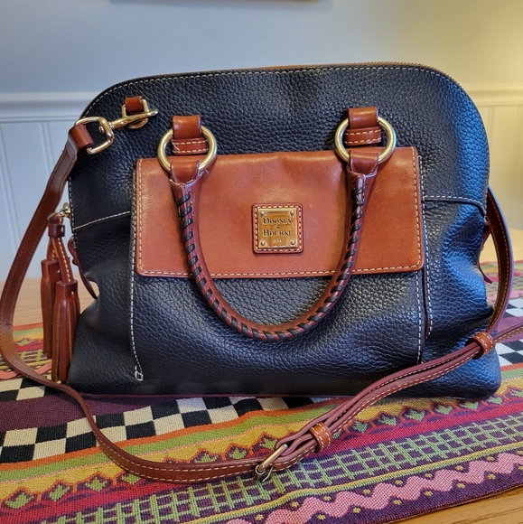 Dooney & Bourke Handbags - Dooney & Bourke  satchel bag